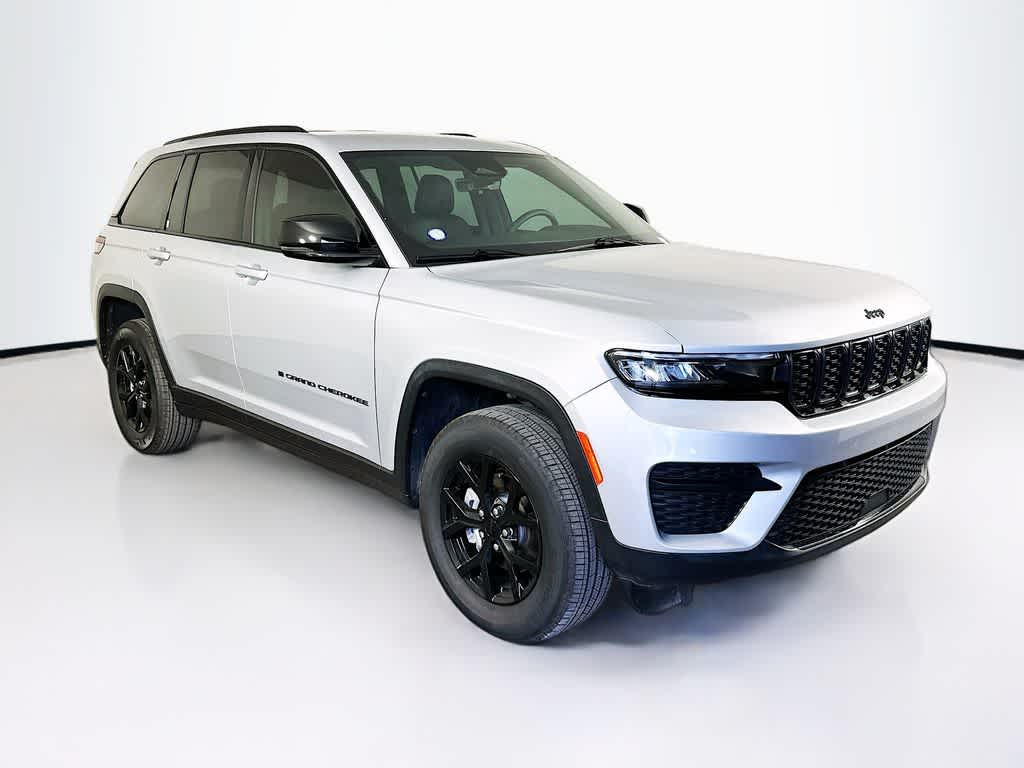 Jeep Grand Cherokee Altitude 2025