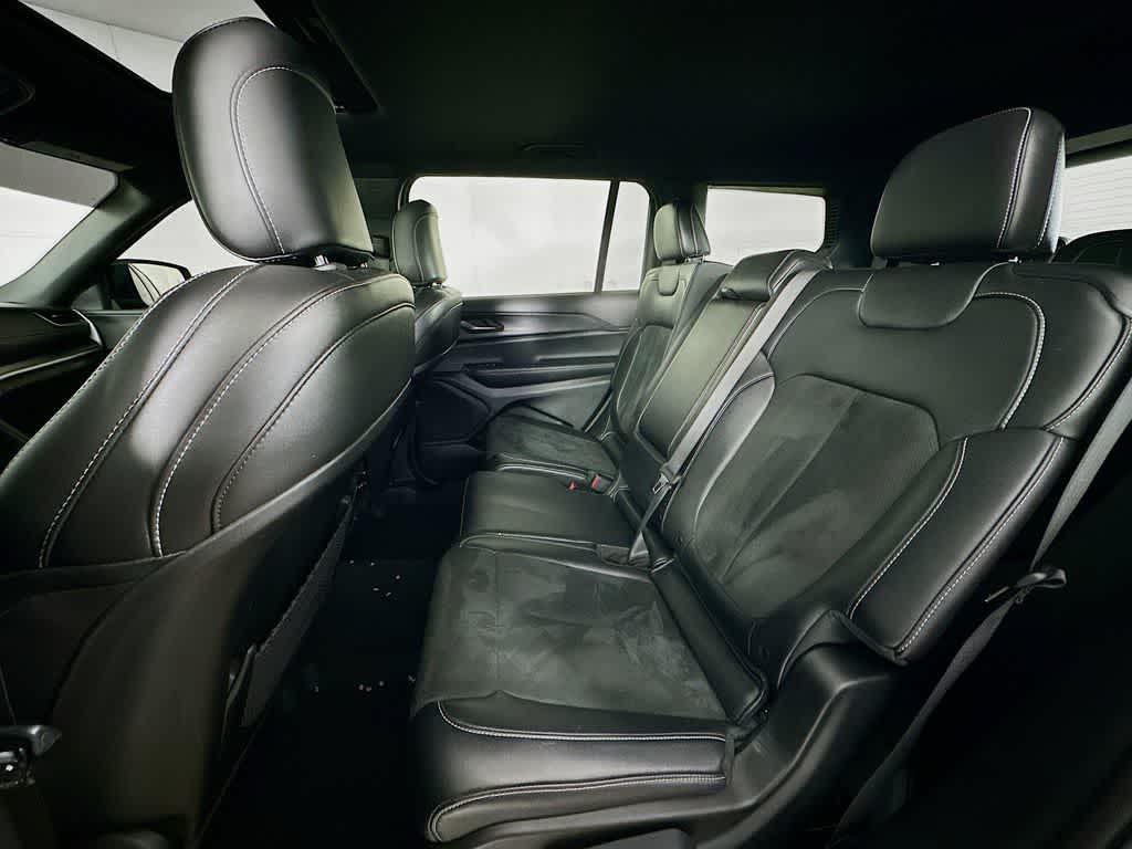 Jeep Grand Cherokee L Altitude X 2024