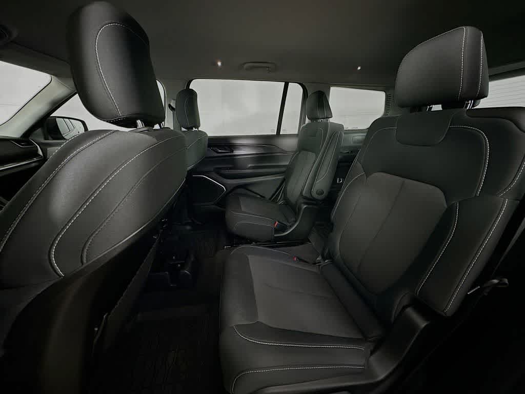 Jeep Grand Cherokee L Laredo 2022