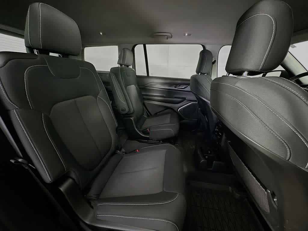 Jeep Grand Cherokee L Laredo 2022