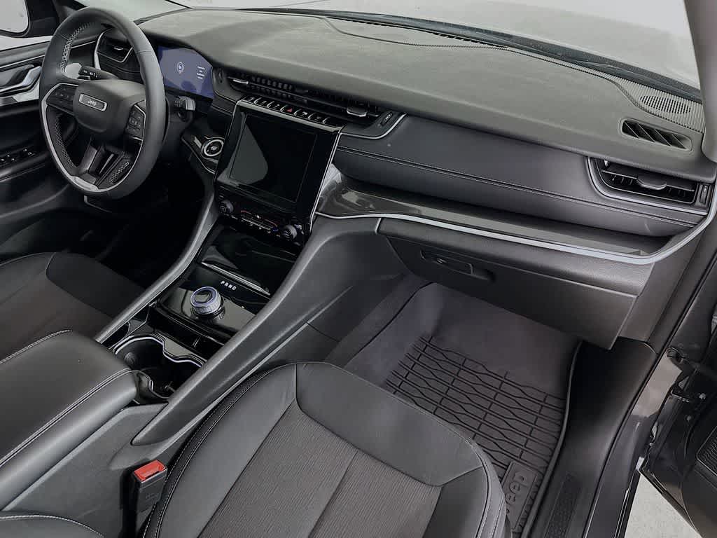 Jeep Grand Cherokee L Laredo 2022