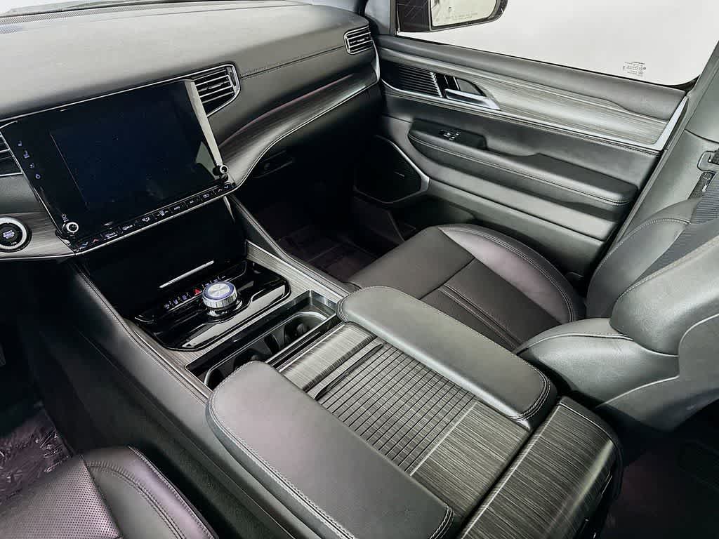 2023 Jeep Wagoneer Serie III