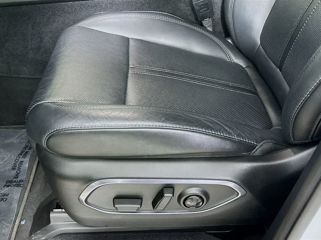 2023 Jeep Wagoneer Serie III