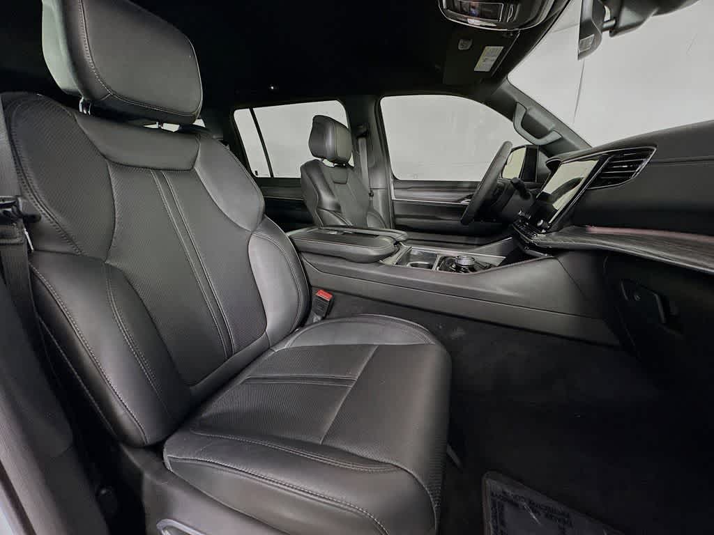 2023 Jeep Wagoneer Serie III