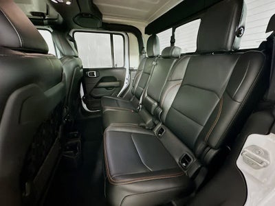 Jeep Gladiator Mojave 2023