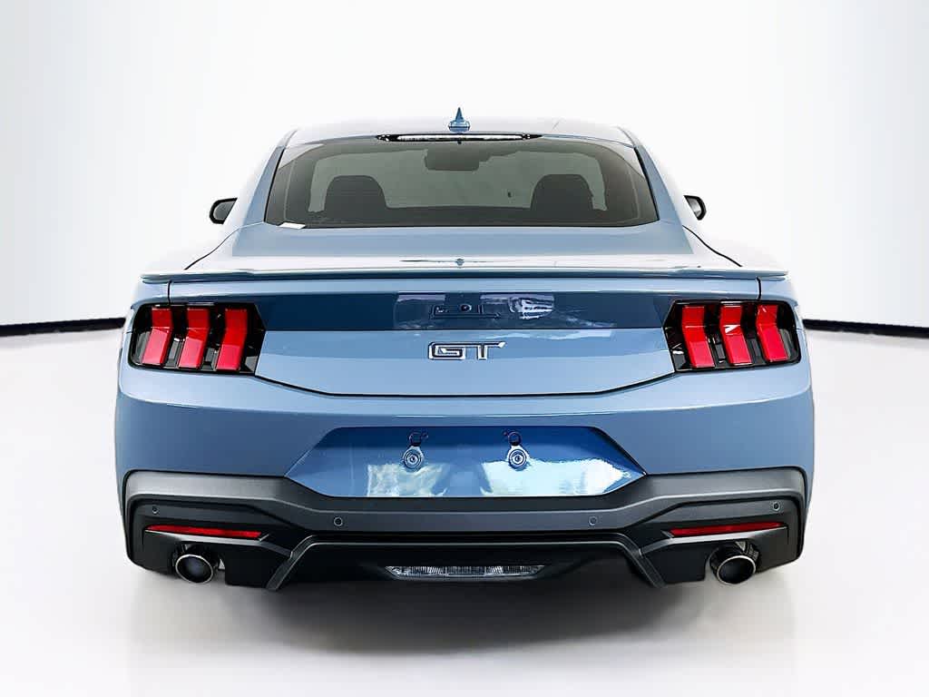 Ford Mustang GT 2026