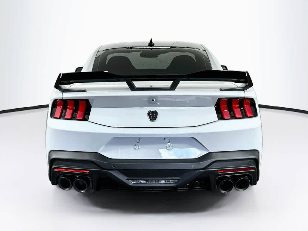 Ford Mustang Dark Horse 2026