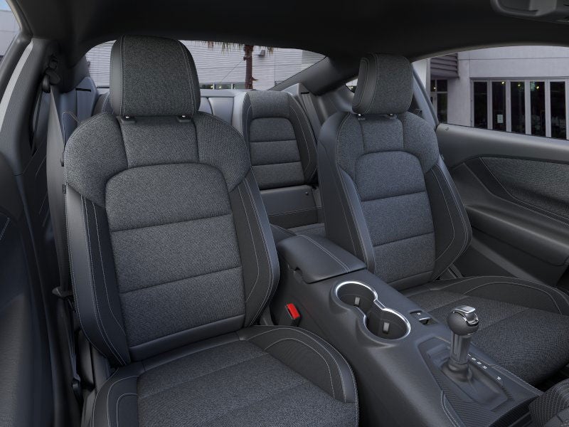 Ford Mustang EcoBoost 2025