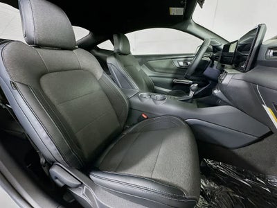 Ford Mustang EcoBoost 2026