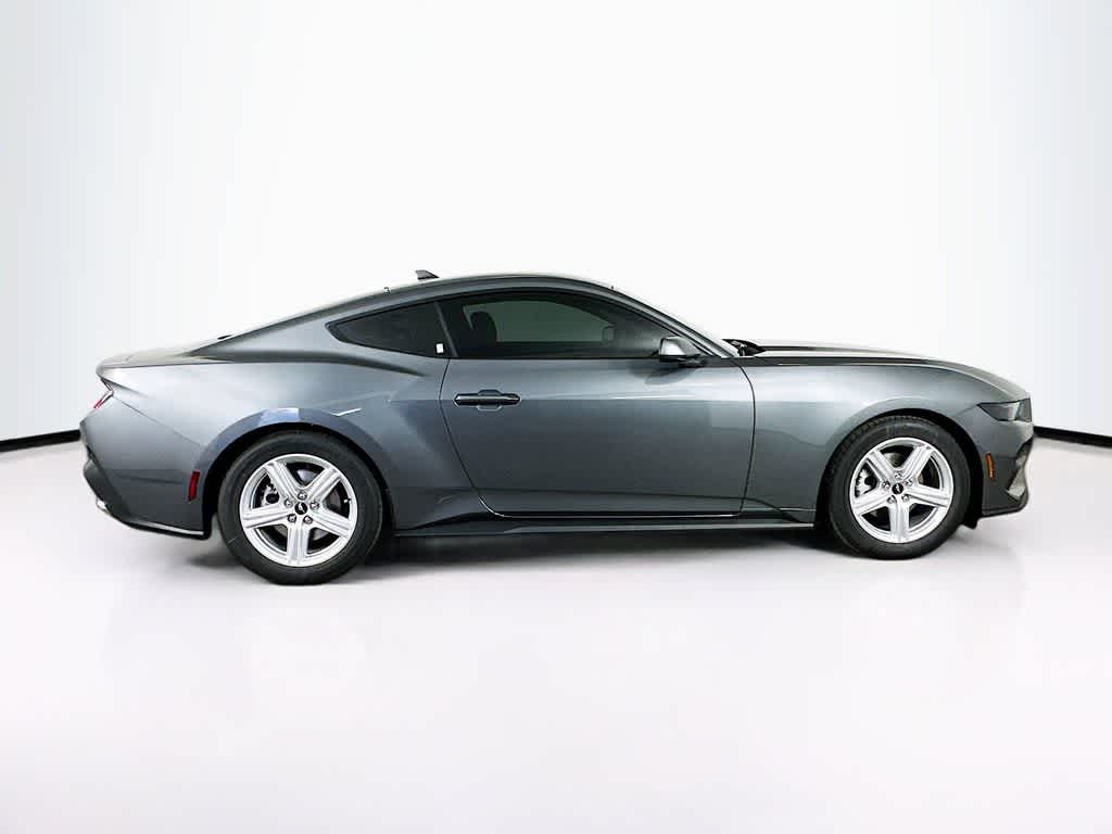 Ford Mustang EcoBoost 2026