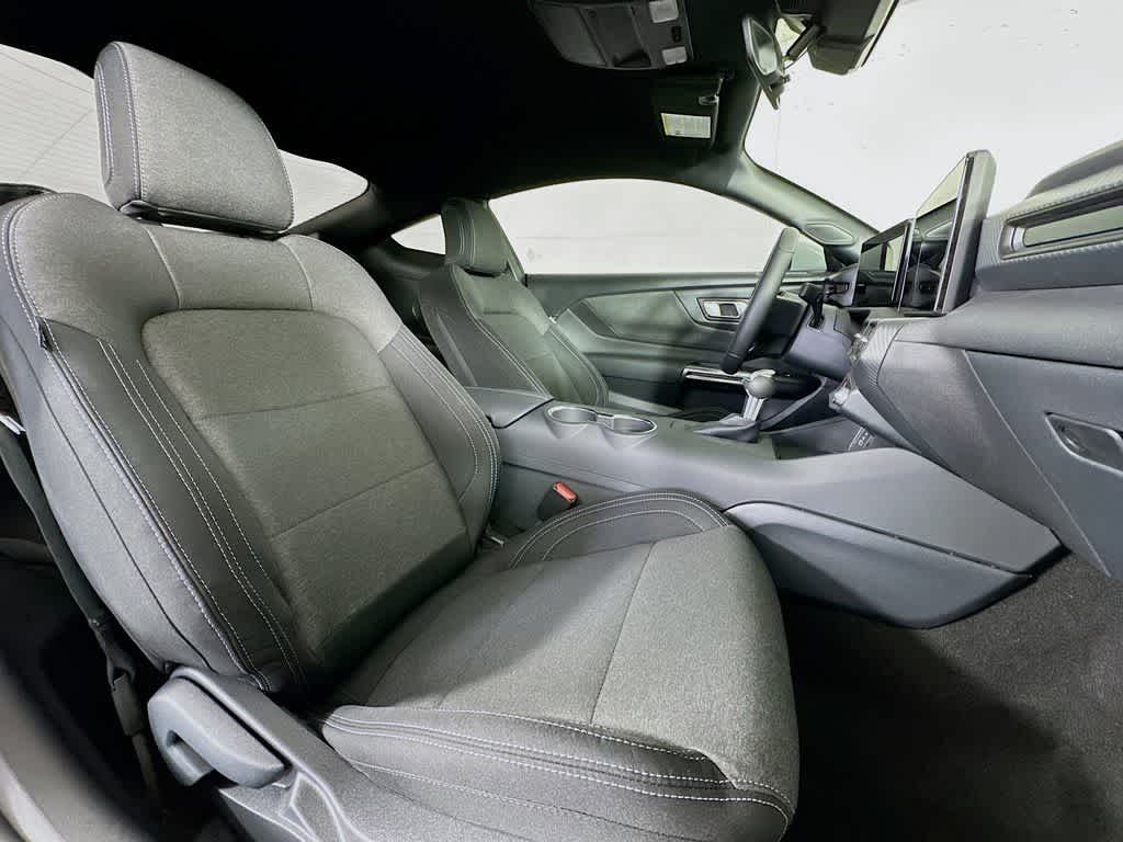 Ford Mustang EcoBoost 2026