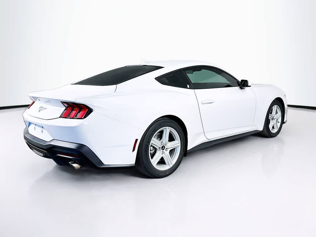 Ford Mustang EcoBoost 2026