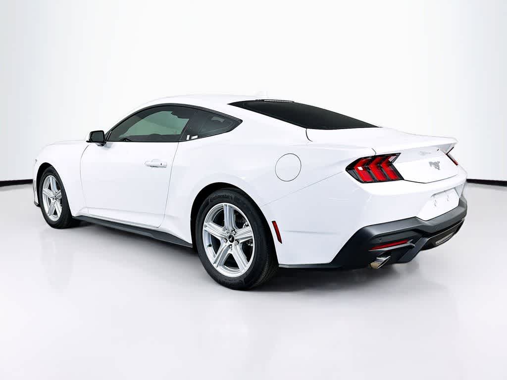 Ford Mustang EcoBoost 2026