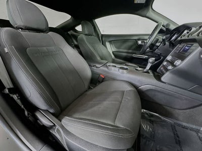 Ford Mustang EcoBoost 2022