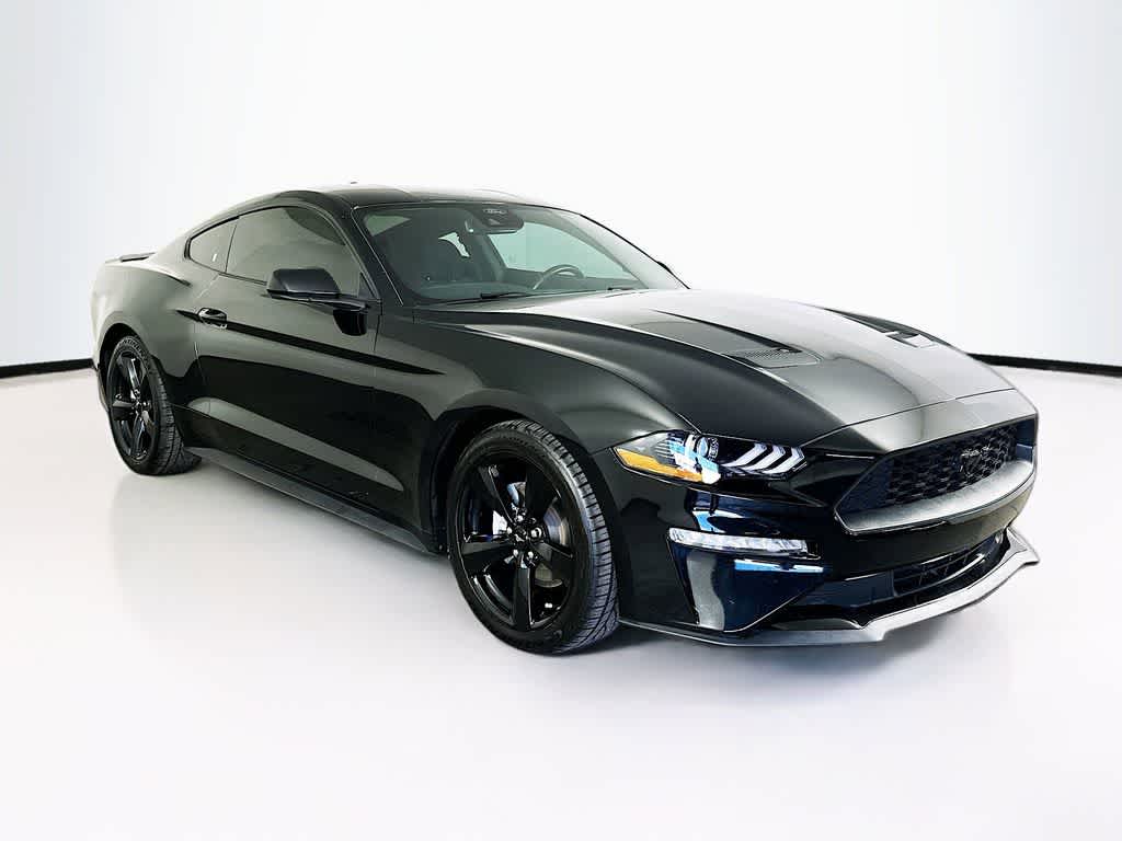 Ford Mustang EcoBoost 2022