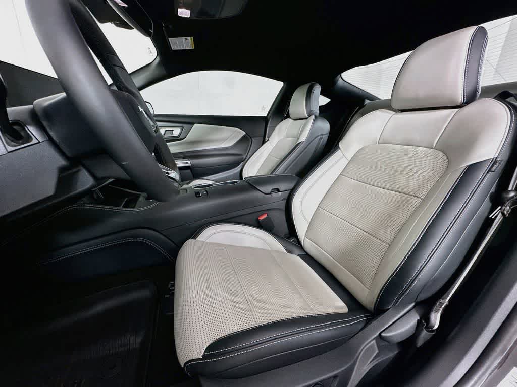 Ford Mustang EcoBoost Premium 2024