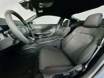 Ford Mustang EcoBoost 2026