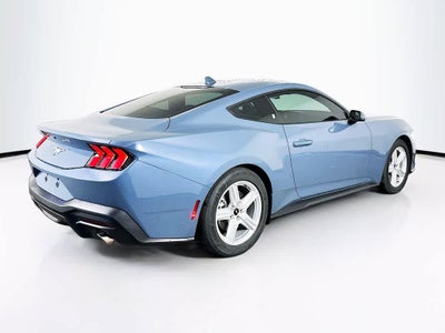 Ford Mustang EcoBoost 2026