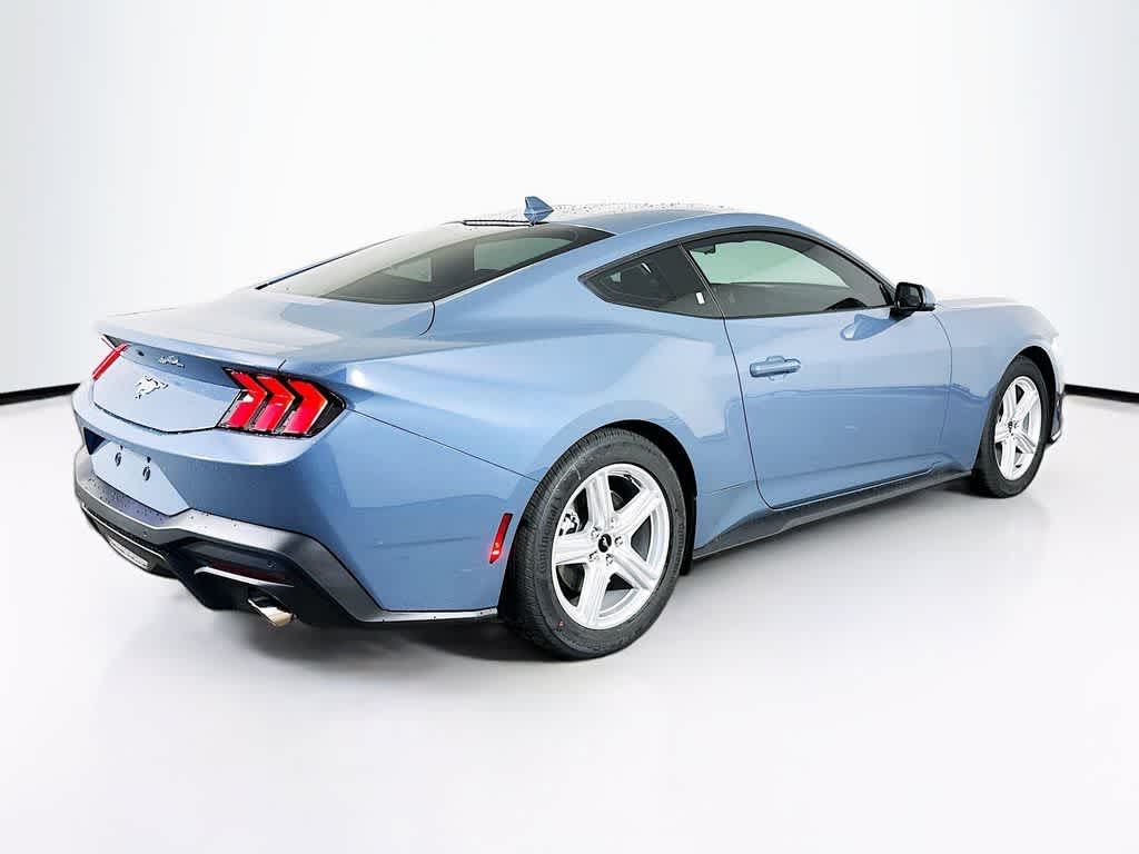 Ford Mustang EcoBoost 2026