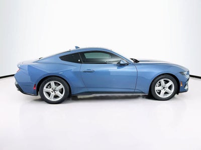 Ford Mustang EcoBoost 2026