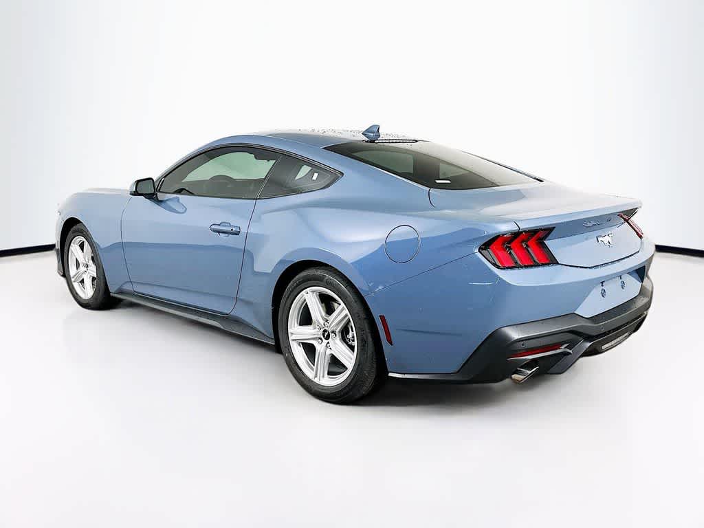 Ford Mustang EcoBoost 2026
