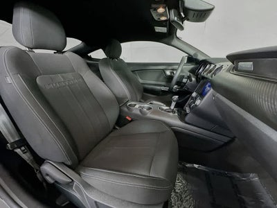 Ford Mustang EcoBoost 2022