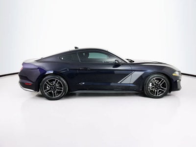 Ford Mustang EcoBoost 2022