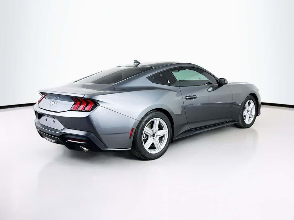 Ford Mustang EcoBoost 2026