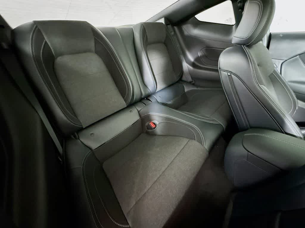 Ford Mustang EcoBoost 2026