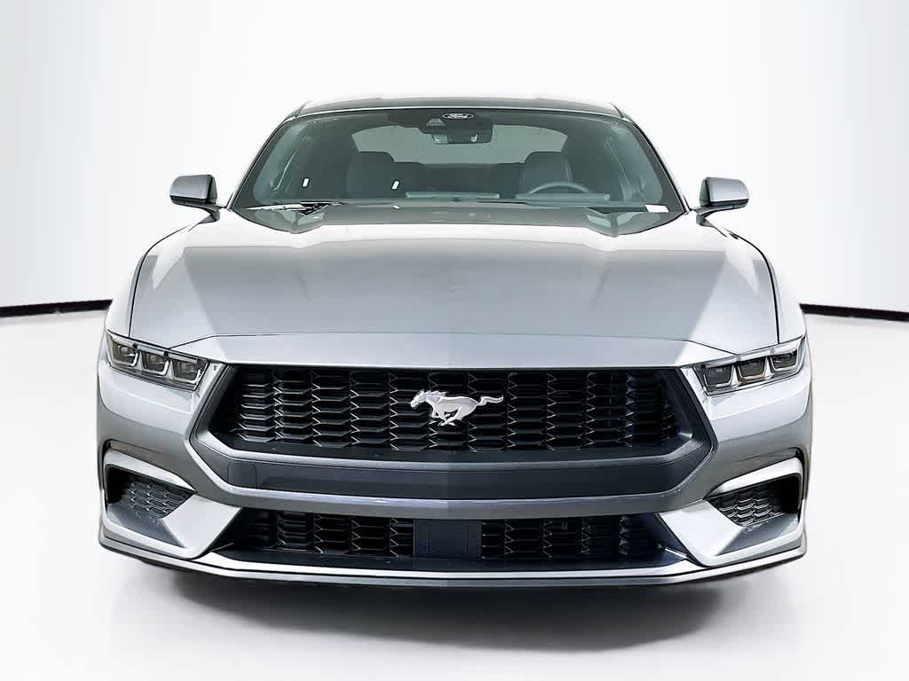 Ford Mustang EcoBoost 2026