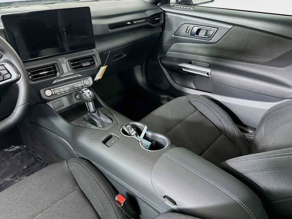 Ford Mustang EcoBoost 2026