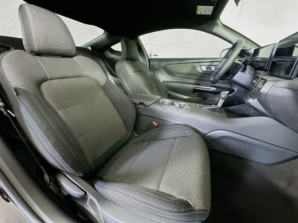 Ford Mustang EcoBoost 2026