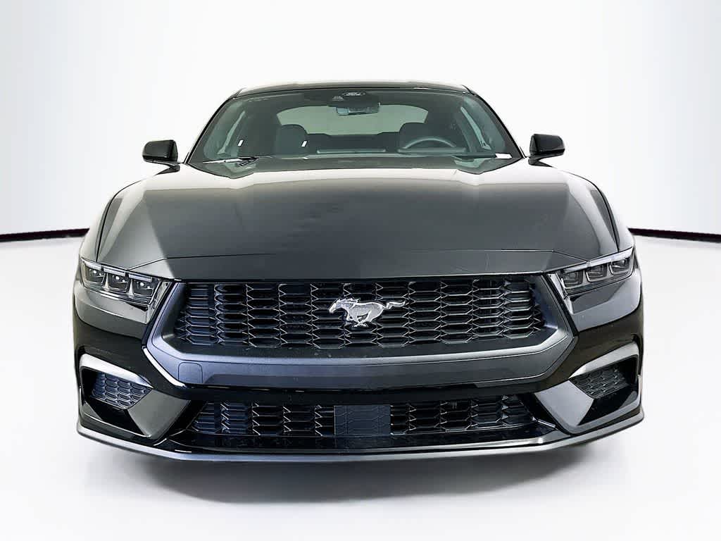 Ford Mustang EcoBoost 2026