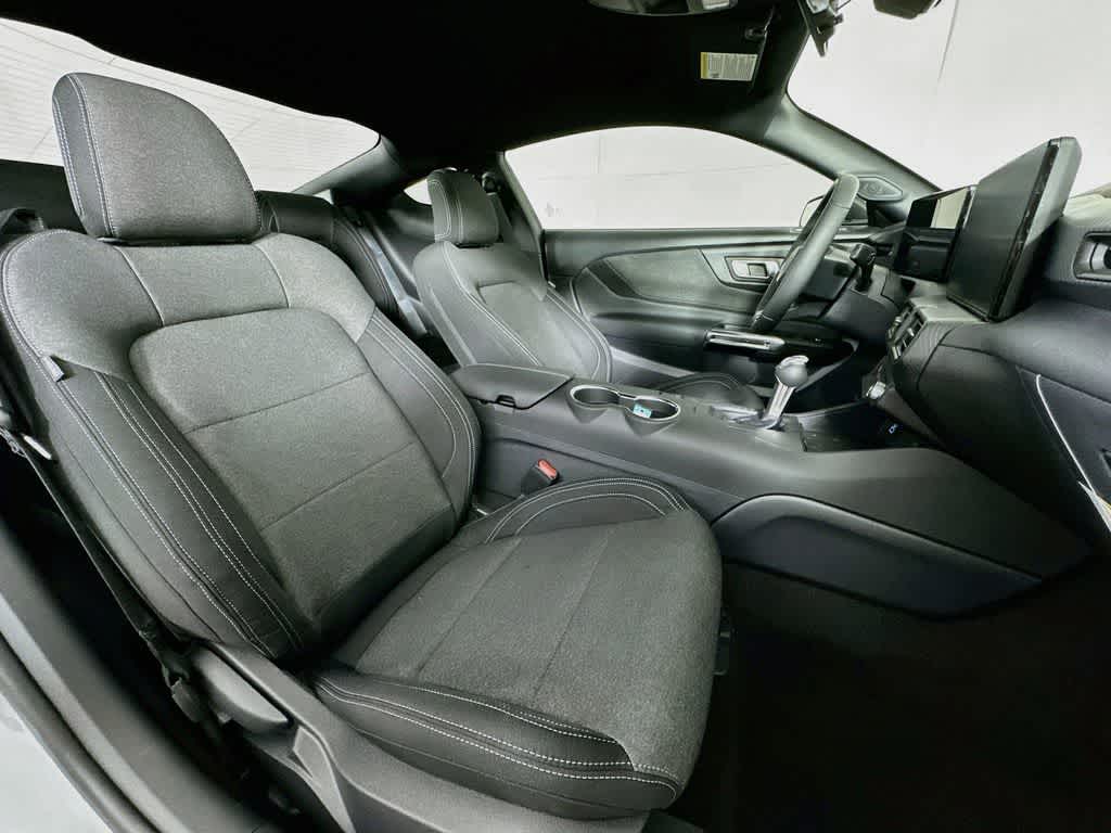 Ford Mustang EcoBoost 2026