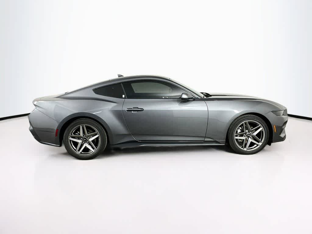 Ford Mustang EcoBoost 2026