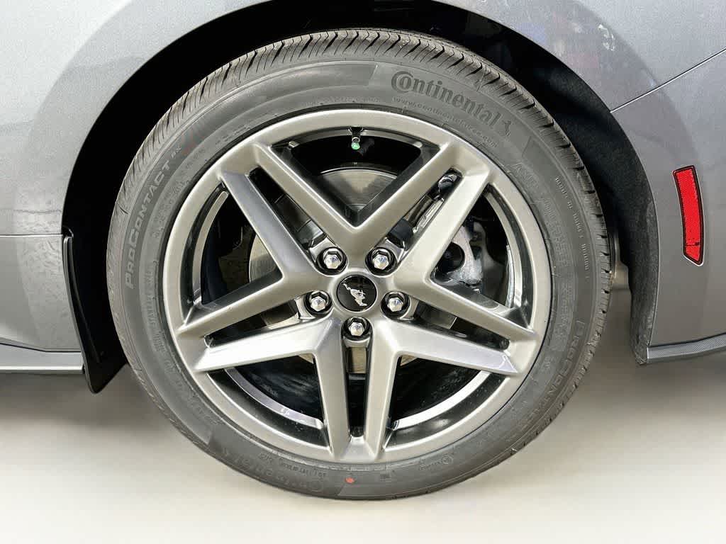 Ford Mustang EcoBoost 2026