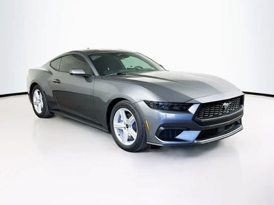 Ford Mustang EcoBoost 2026