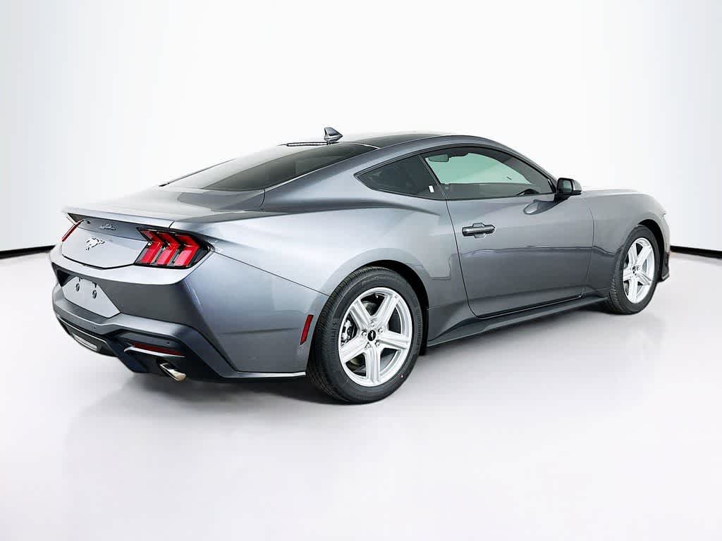 Ford Mustang EcoBoost 2026