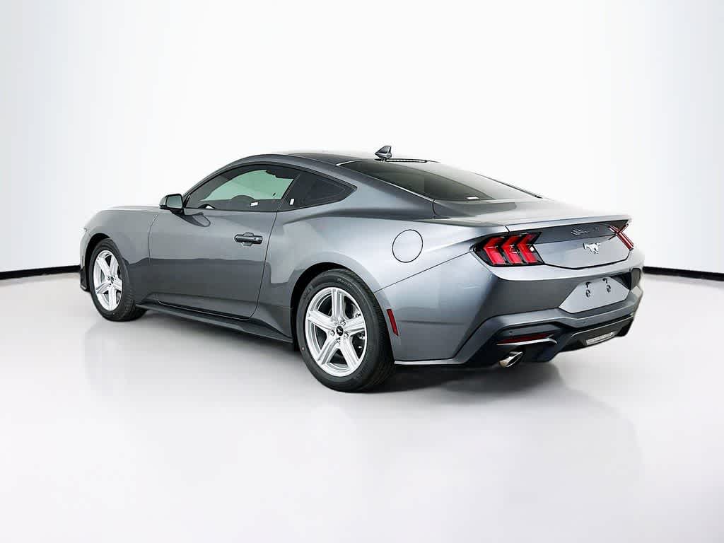 Ford Mustang EcoBoost 2026