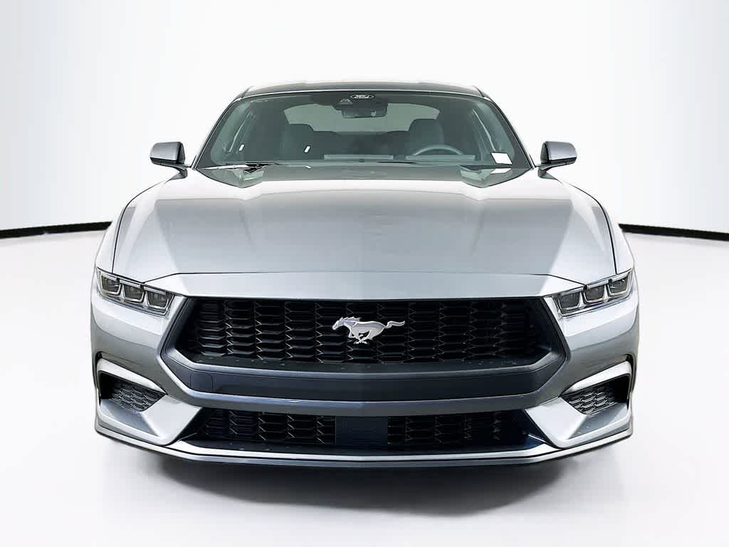Ford Mustang EcoBoost 2026