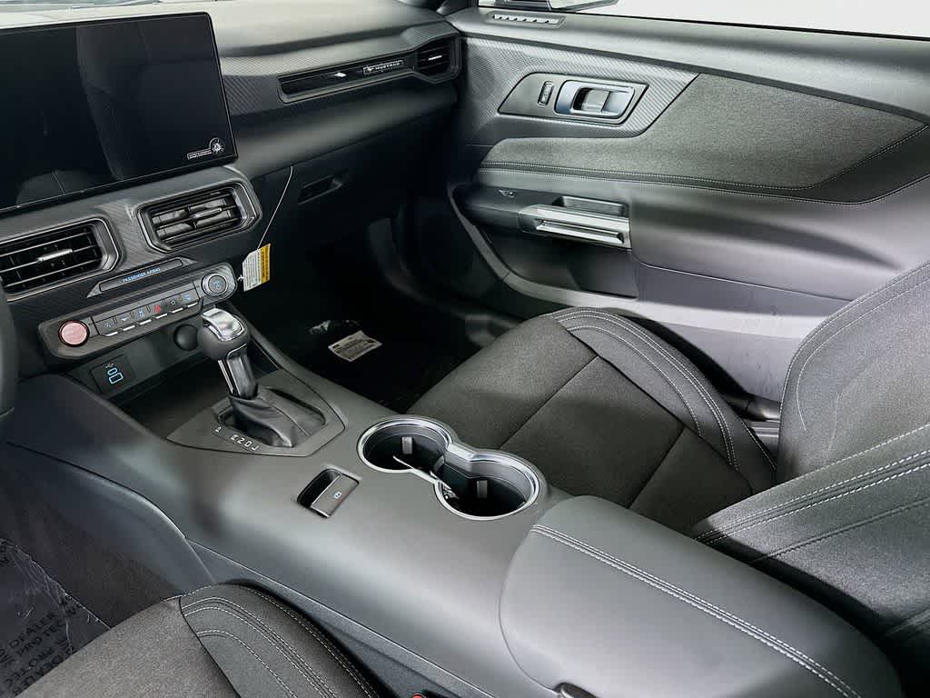 Ford Mustang EcoBoost 2026