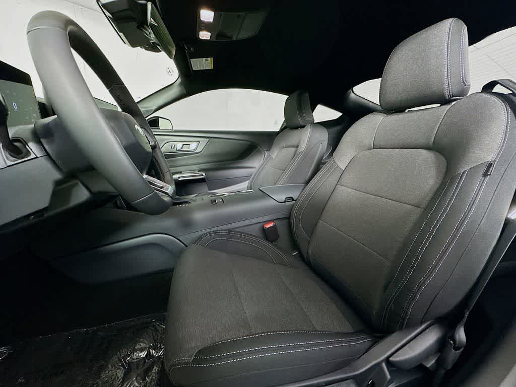 Ford Mustang EcoBoost 2026