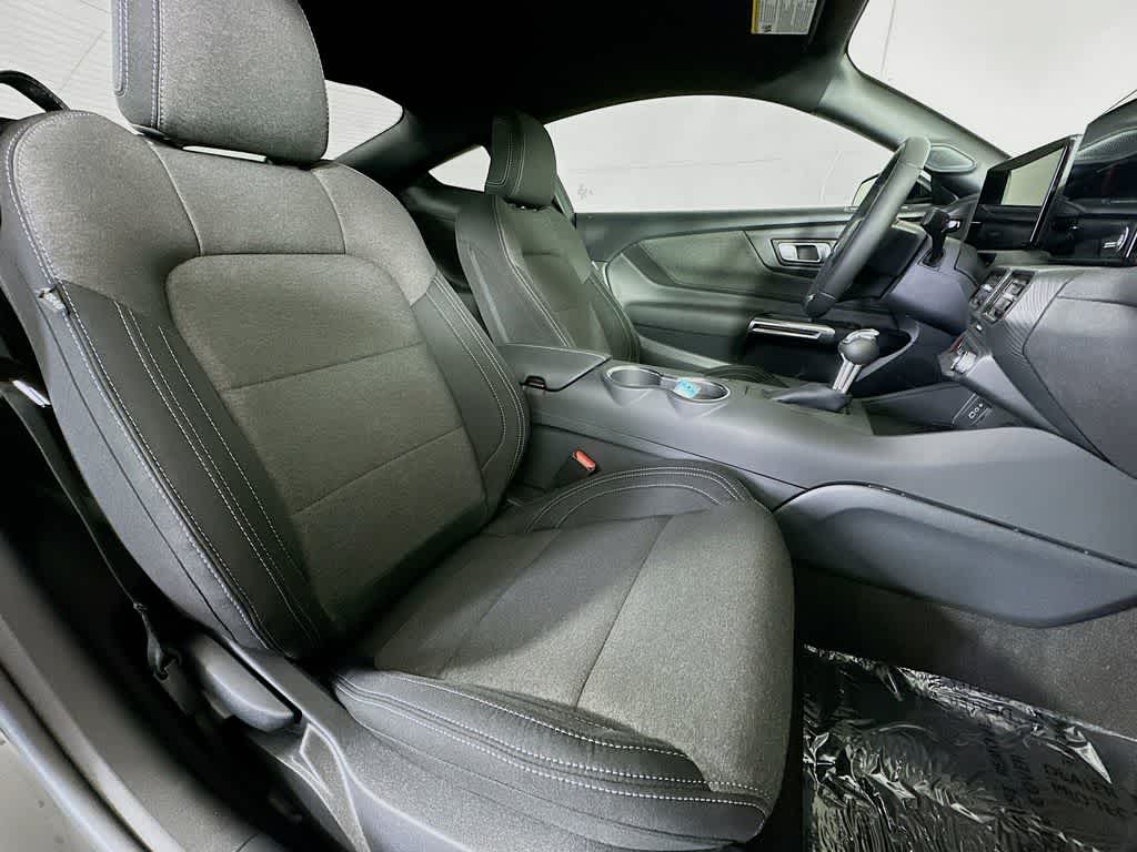 Ford Mustang EcoBoost 2026