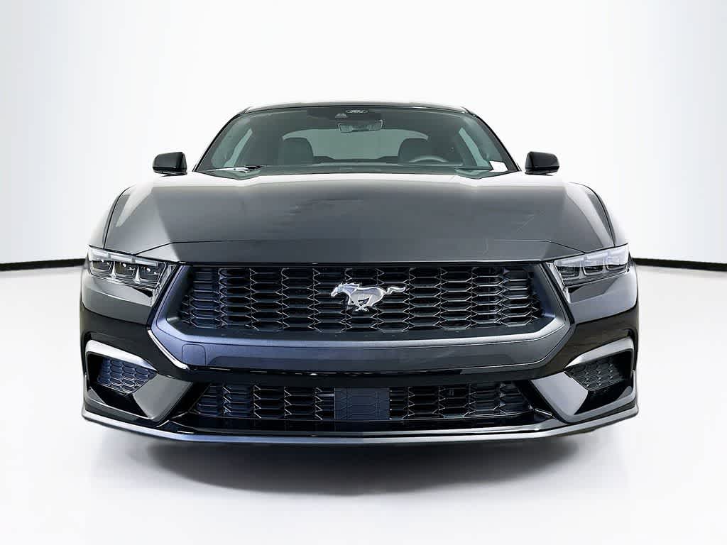 Ford Mustang EcoBoost 2026