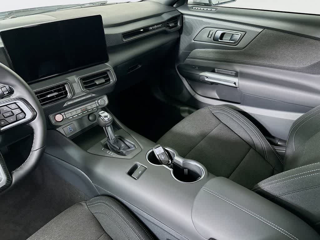 Ford Mustang EcoBoost 2026