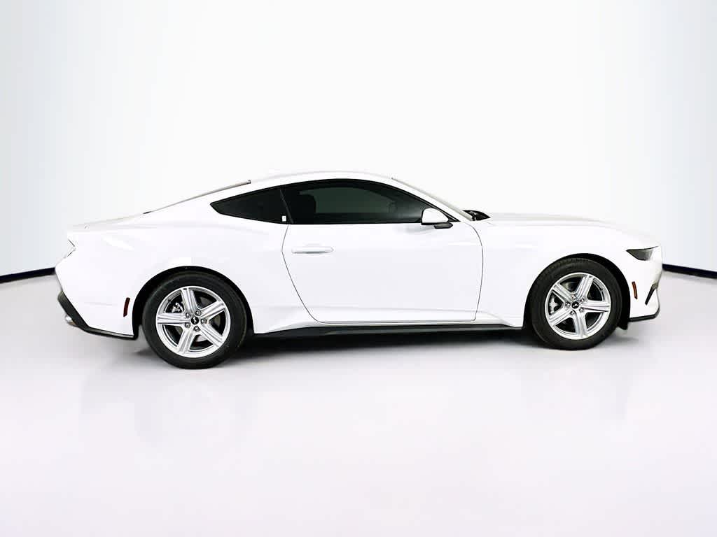 Ford Mustang EcoBoost 2026