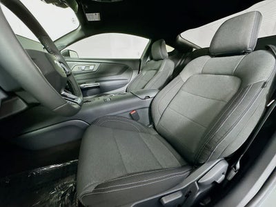 Ford Mustang EcoBoost 2026