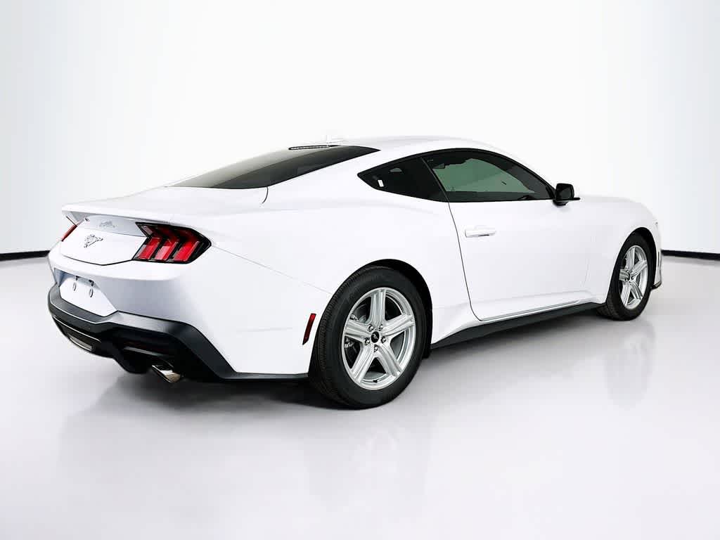 Ford Mustang EcoBoost 2026