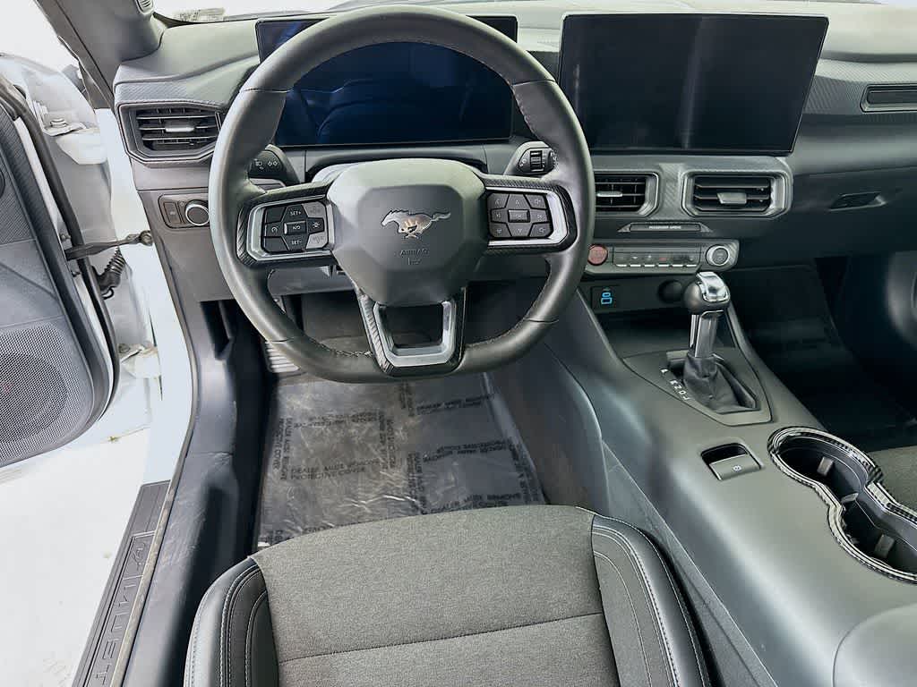 2024 Ford Mustang EcoBoost