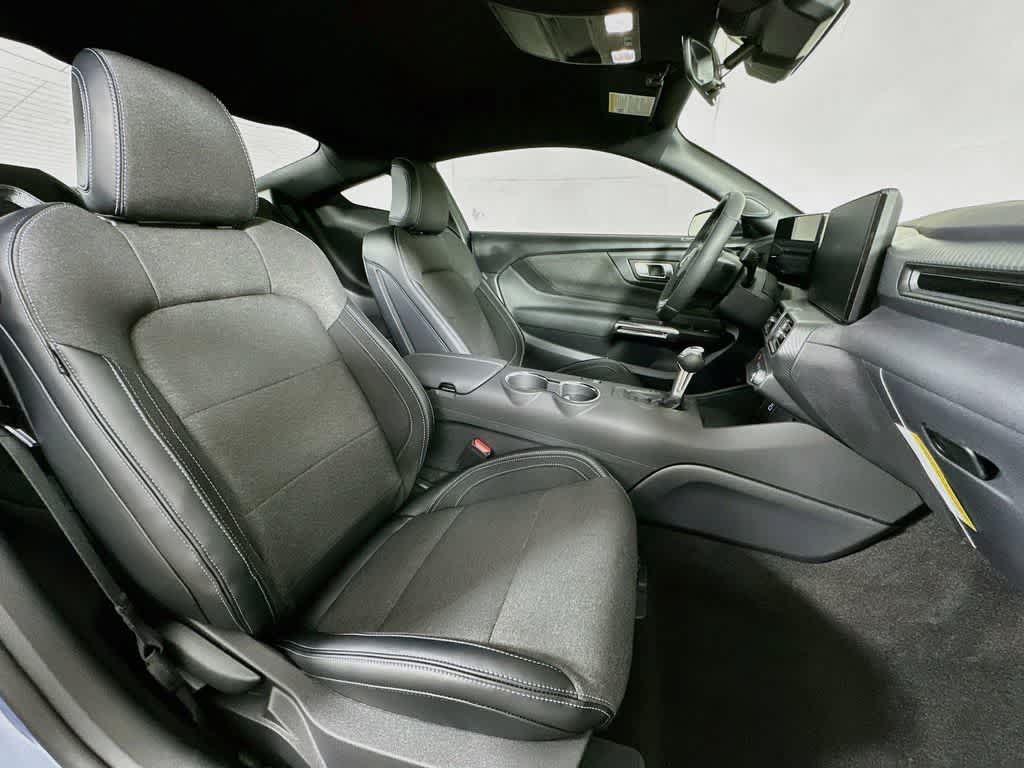 Ford Mustang EcoBoost 2026